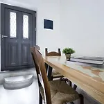 شقة Evans House *