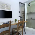 شقة Evans House خانيا