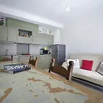 Evans House خانيا