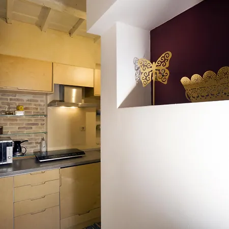 Evans House Apartment