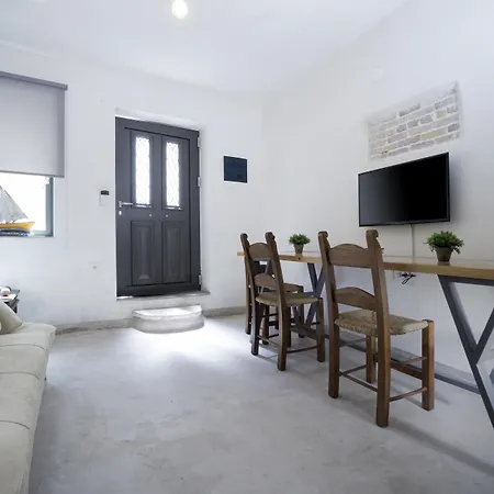 Evans House * خانيا