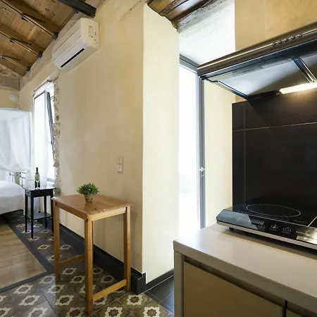 Apartment Evans House