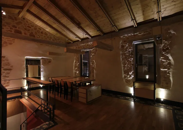 Evans House Apartment *