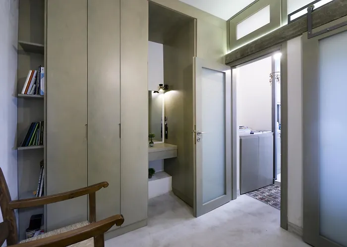 Evans House Apartment *