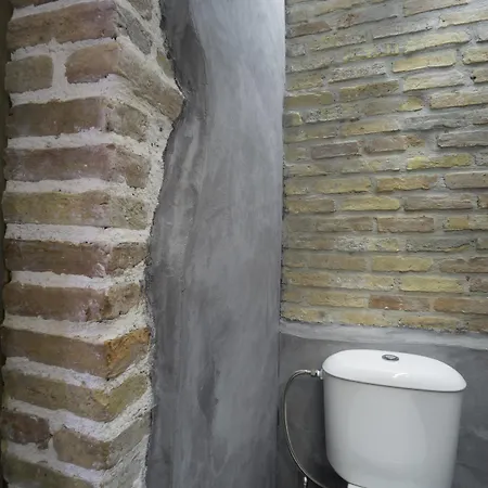 Evans House *