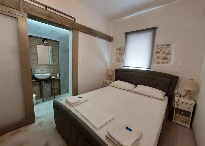 Evans House Апартаменты *