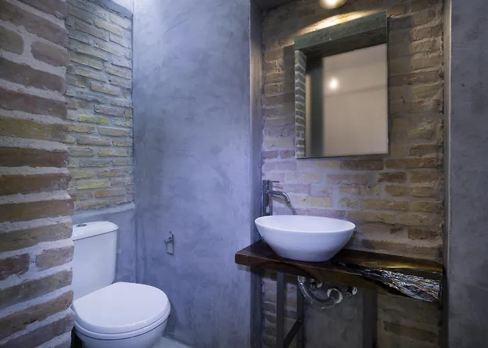 Апартаменты Evans House *