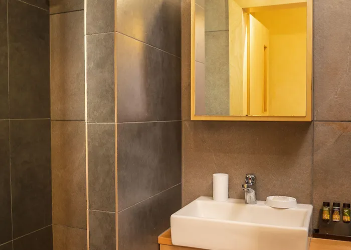 Апартаменты Evans House *